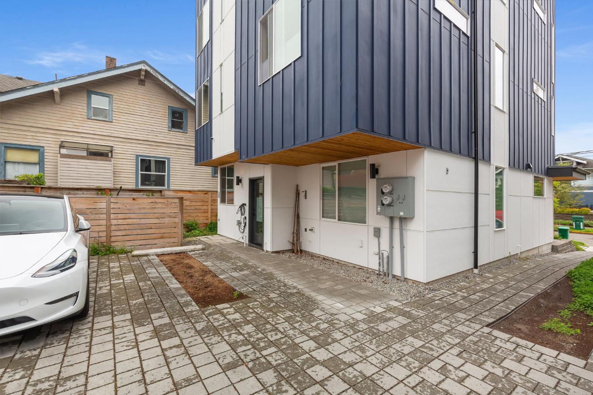 Вилла Stylish Townhouse Near Seattle Attractions Экстерьер фото